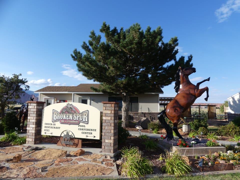 Ausblick Broken Spur Inn & Steakhouse