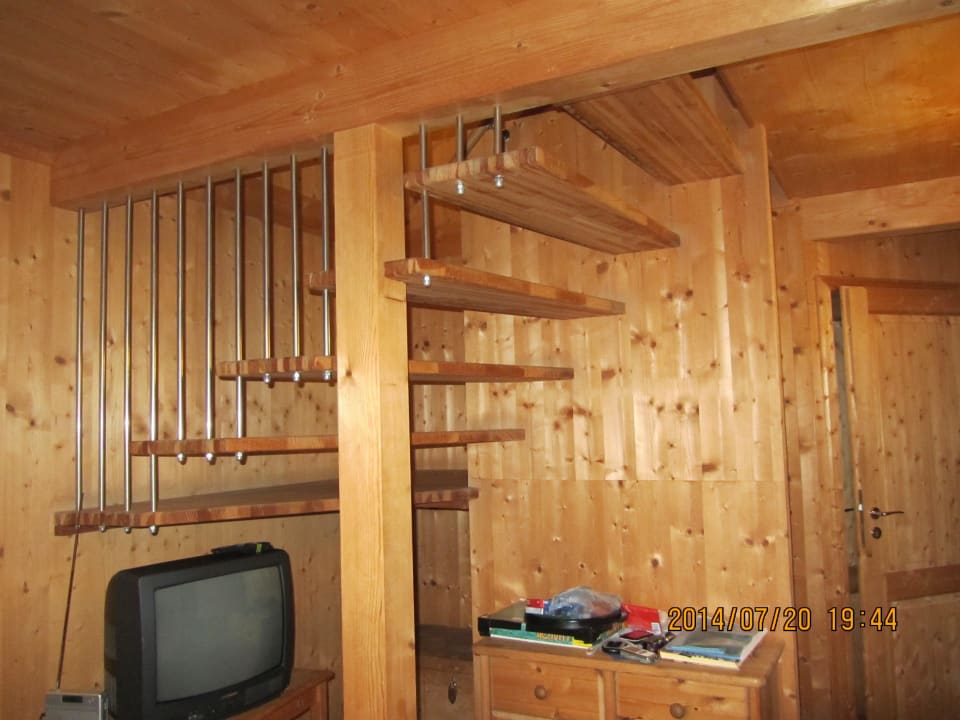 Aufgang in den 1. Stock Feriendorf Hohentauern