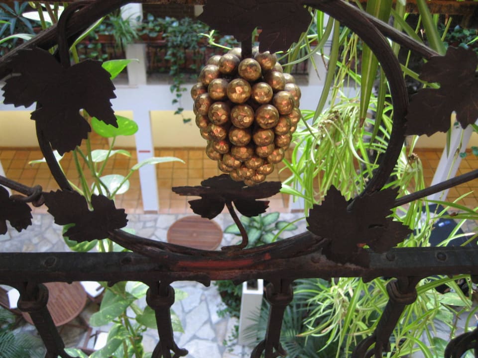 Flur Solitaire Hotel & Bordinghouse