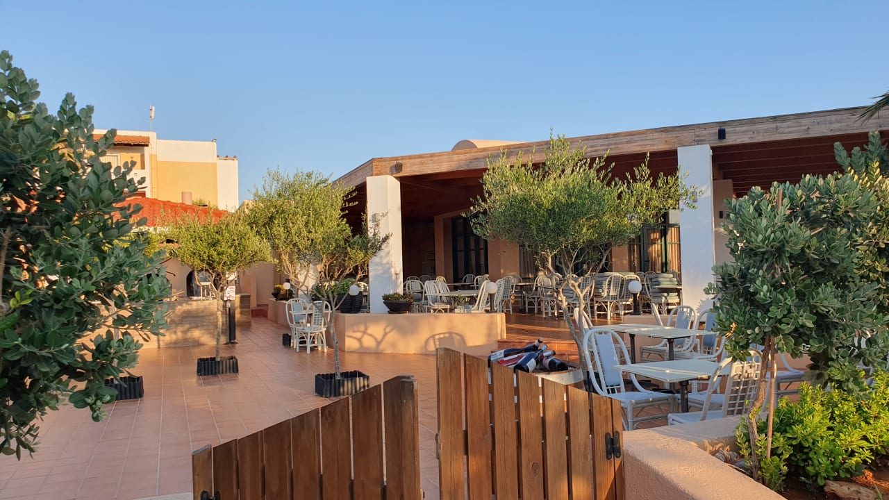 Gastro Anissa Beach & Village