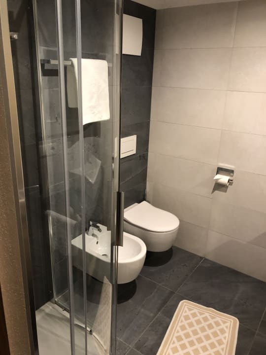 Zimmer Hotel am Fels