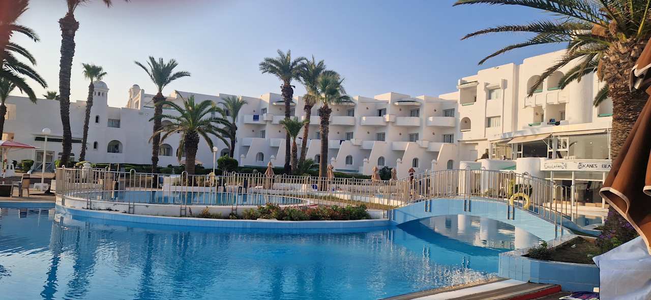 Pool Hotel El Mouradi Skanes Beach