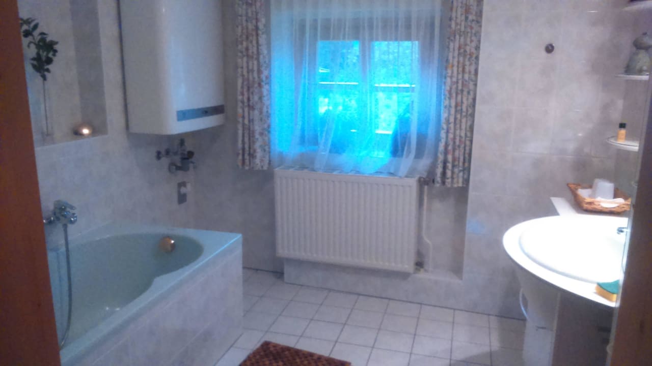 Bad in der Ferienwohnung 1. Stock Ferienhaus Reiterhaus