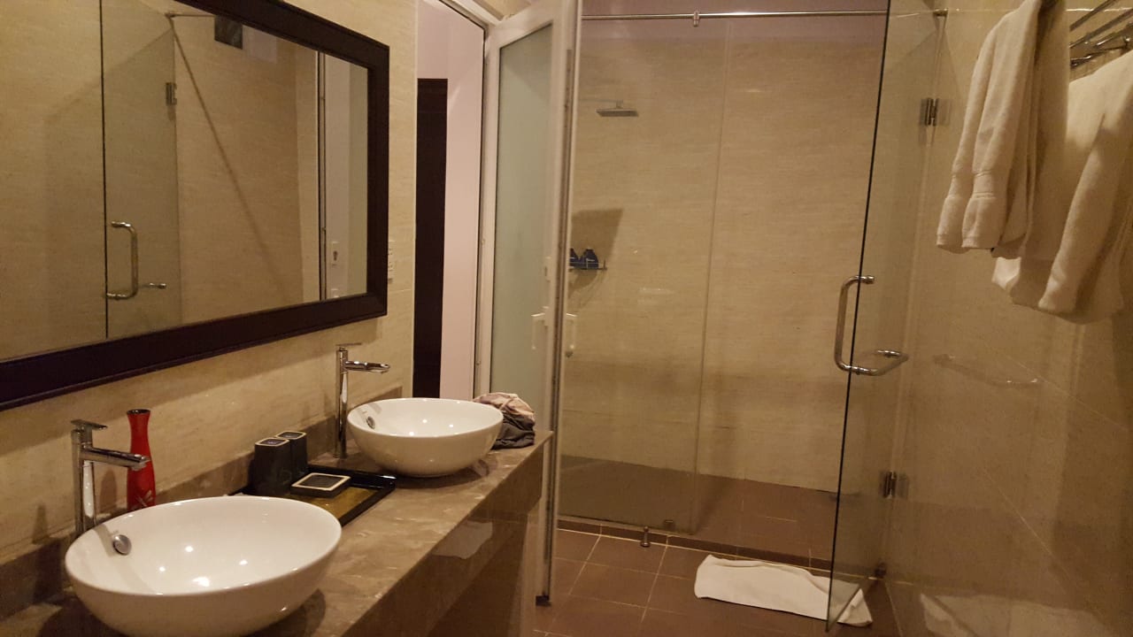 Zimmer Sea Sense Resort