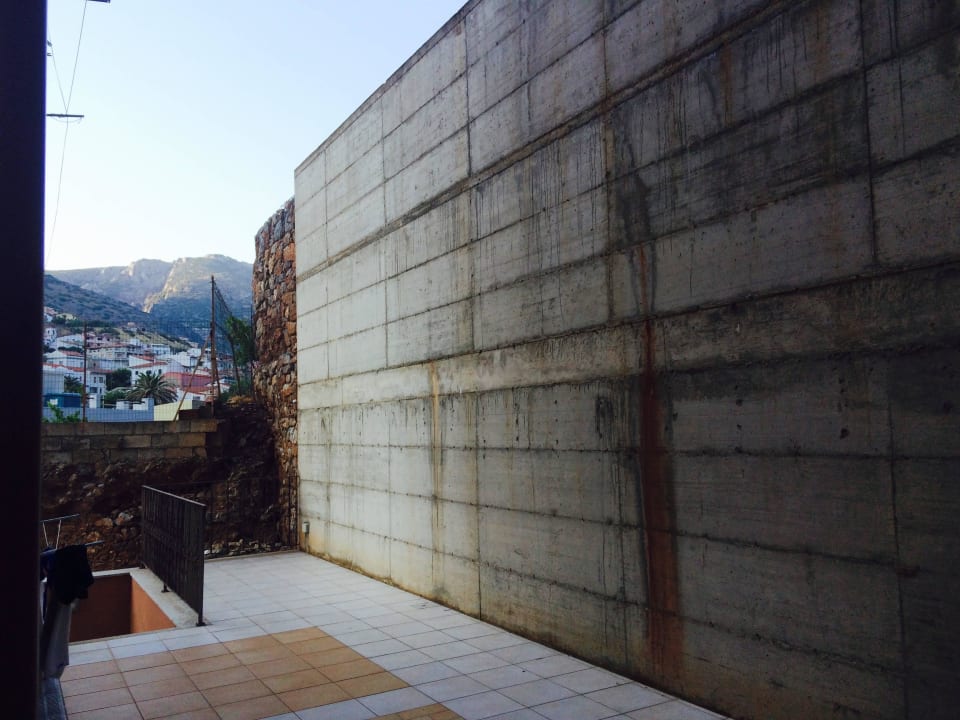 Keine 4 Meter vom Zimmrefenster entfernt La Rosa Dei Venti