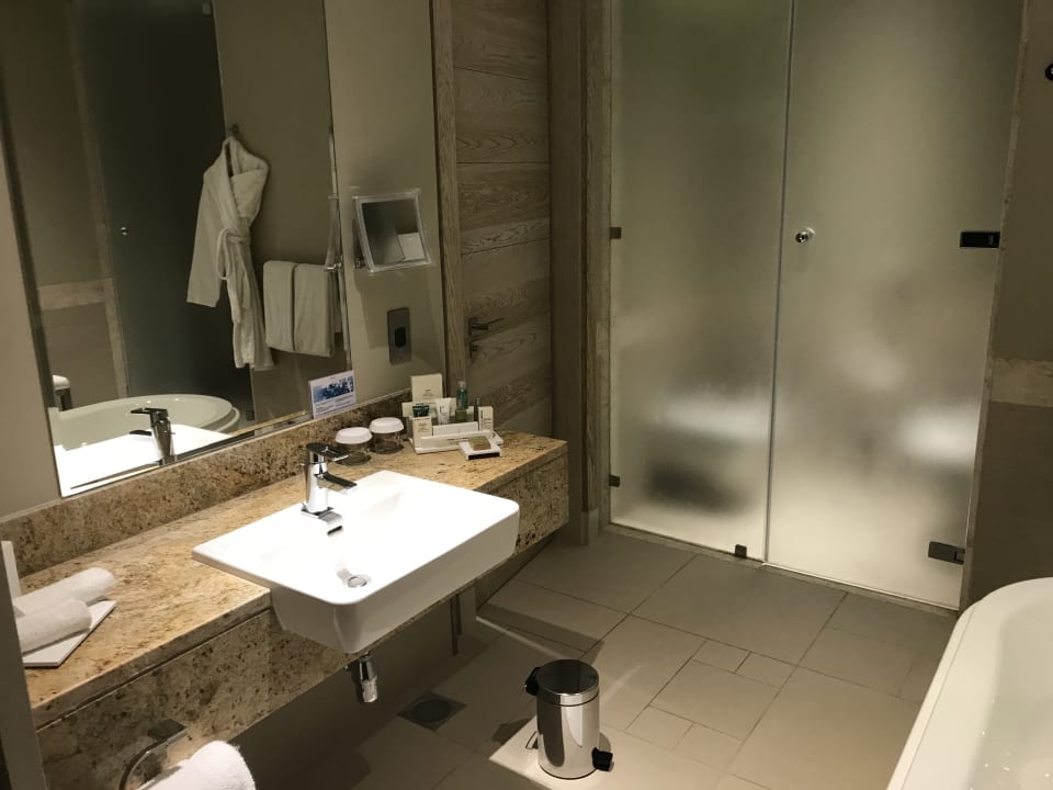 Zimmer Hilton Dead Sea Resort & Spa