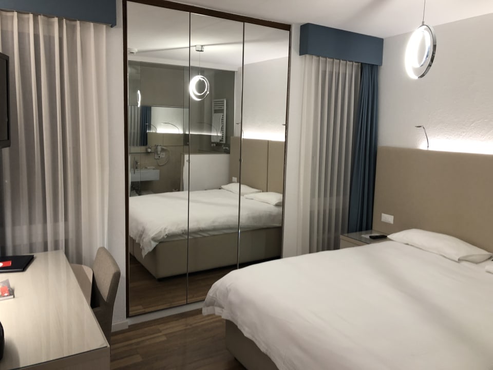 Zimmer Hotel Campione
