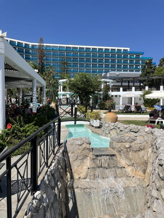 Außenansicht Hotel Calypso Beach