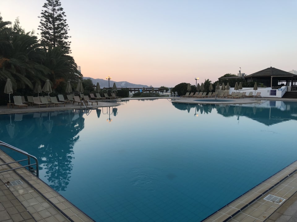 Pool Apollonia Beach Resort & Spa