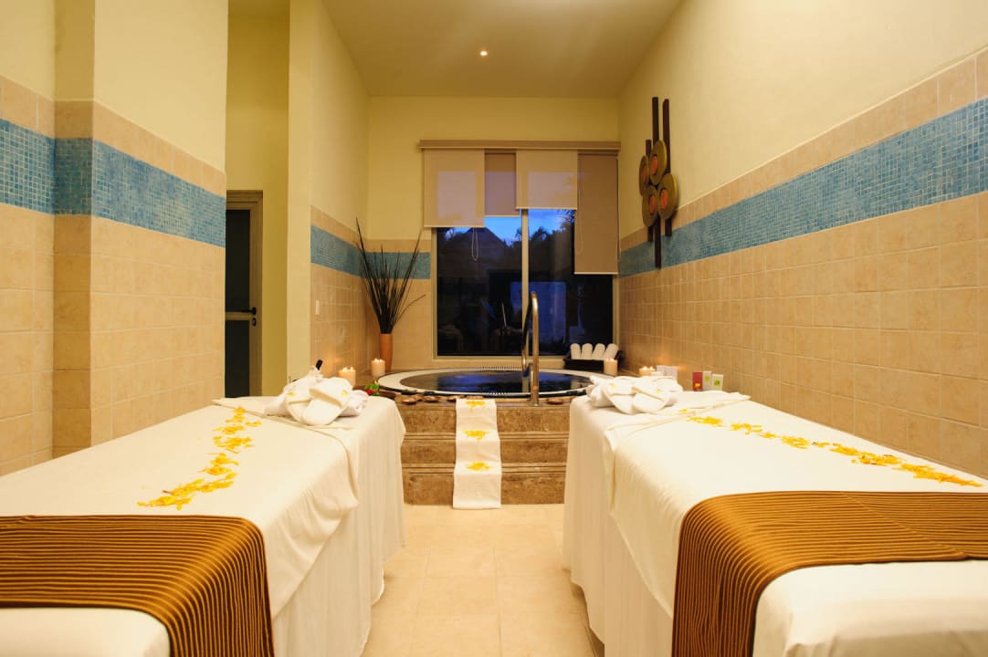 Spa Grand Riviera Princess All Suites & Spa Resort