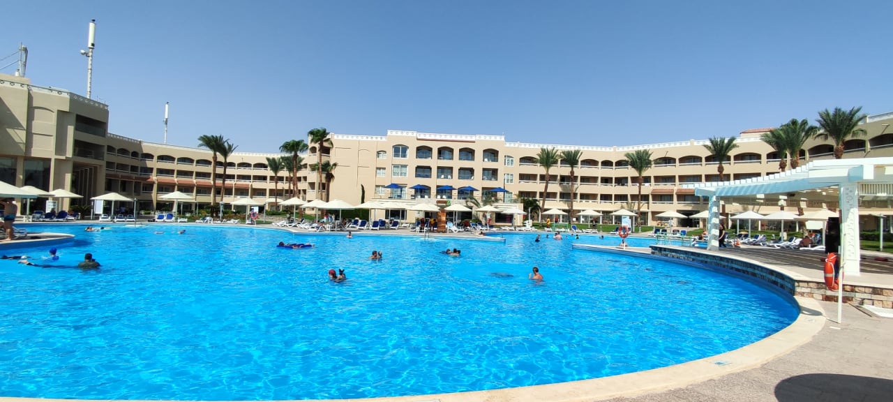 Pool Beach Albatros Resort