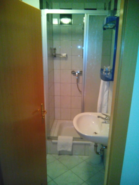 Zimmer budget Hotel Basel Pratteln