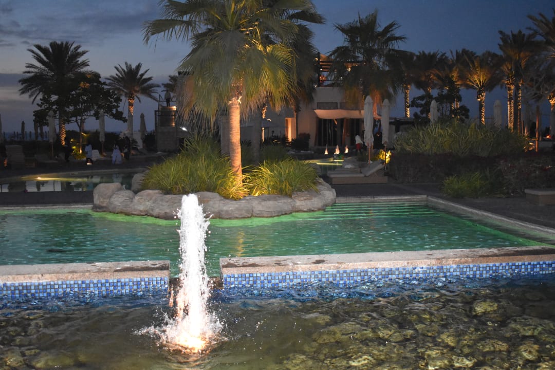 Pool Park Hyatt Abu Dhabi Hotel and Villas