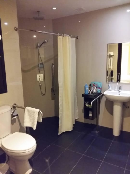 Przestronna łazienka Hotel Royal Bangkok