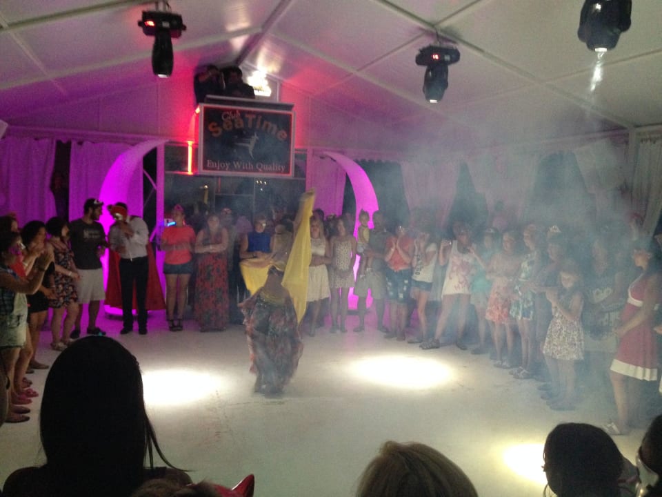 Party Hotel Sea Time Club