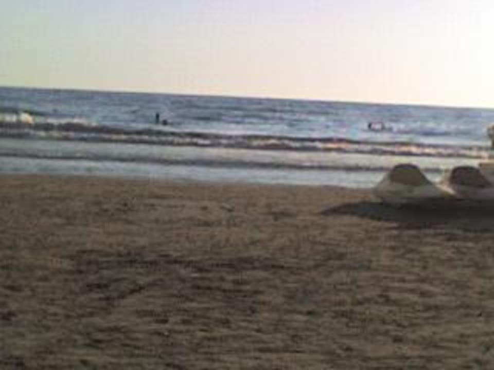 der Strand und das Meer Side Bay Hotel