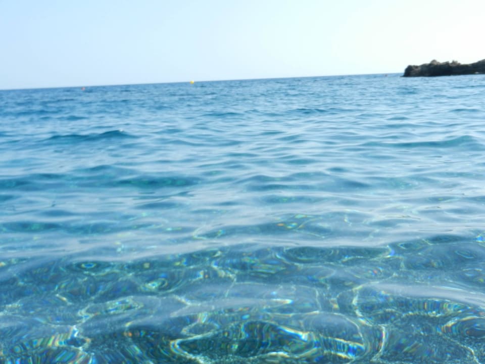 Kristallklar Hotel Kakkos Bay