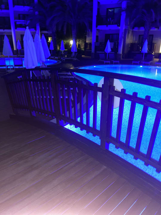 Pool Quattro Family Club Dem Hotel