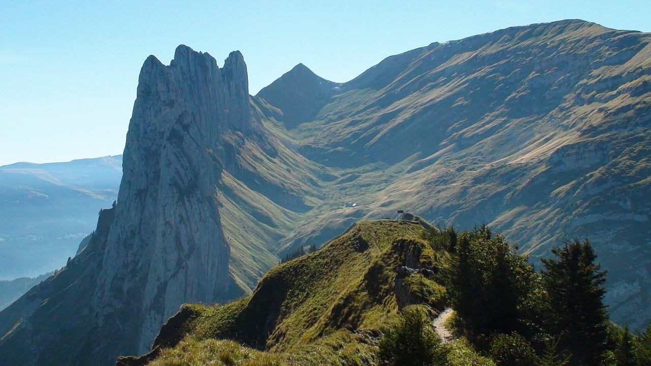 Blick auf Kreuzberge Berggasthaus Bollenwees