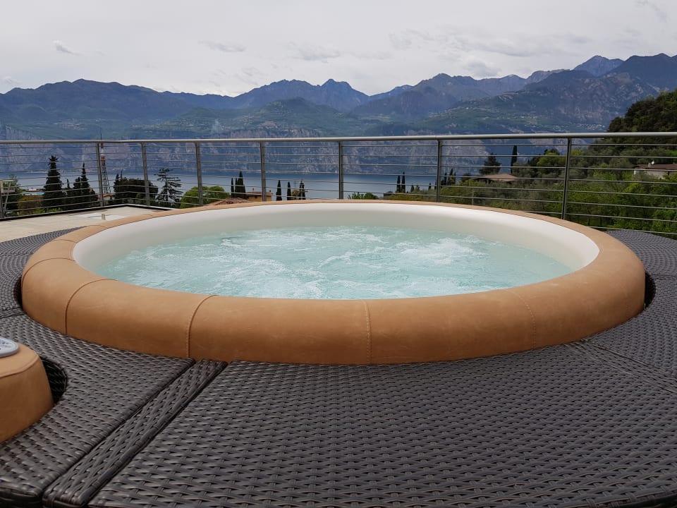 Pool Park Hotel Val Di Monte