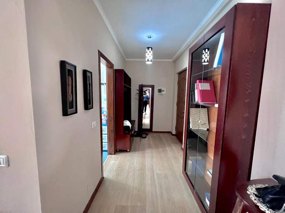 Sonstiges Kalpazo Home Tirana Lake