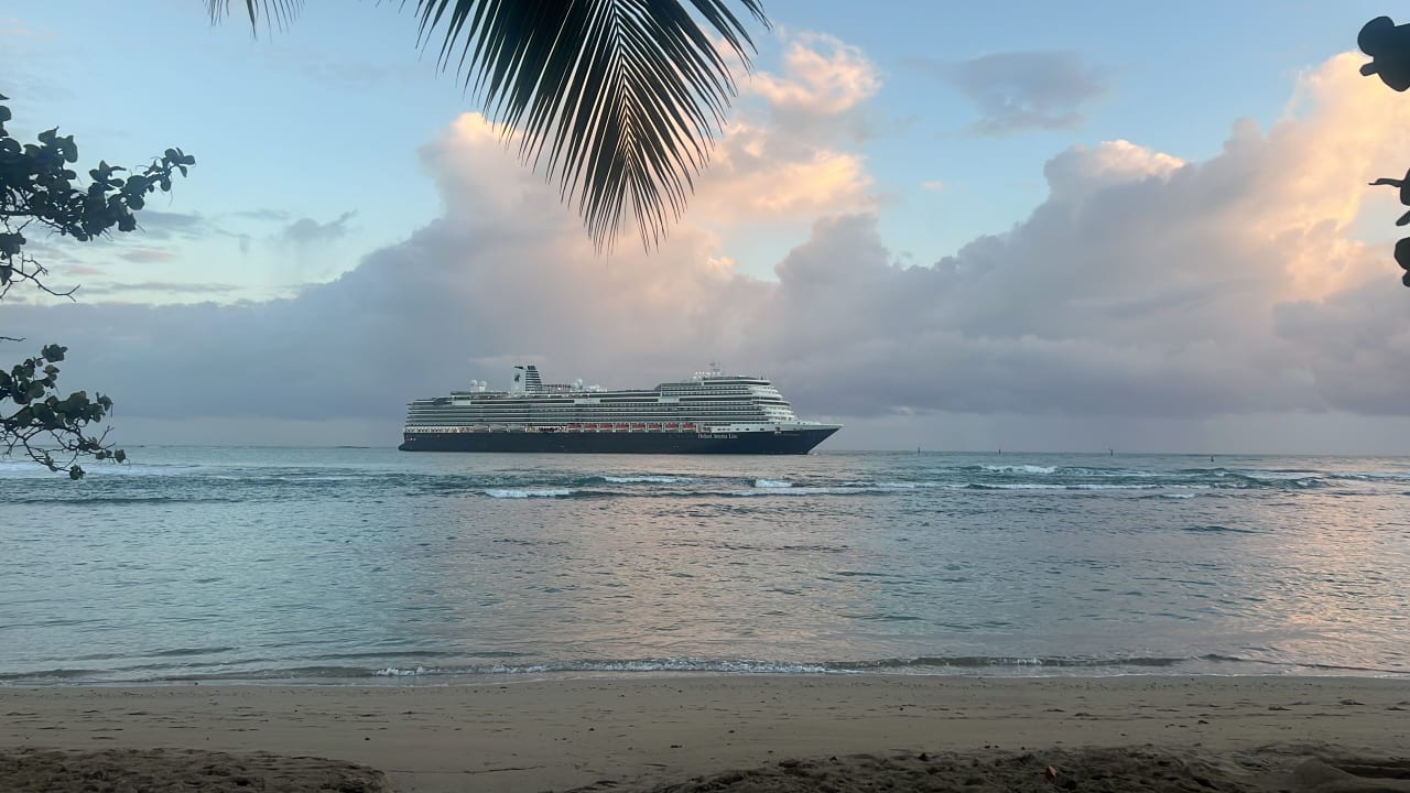 Strand Playabachata Hotel