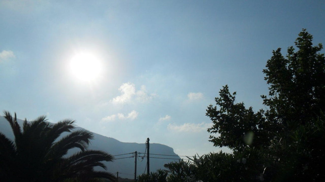 Sonne Richtung Berg Hotel Klelia