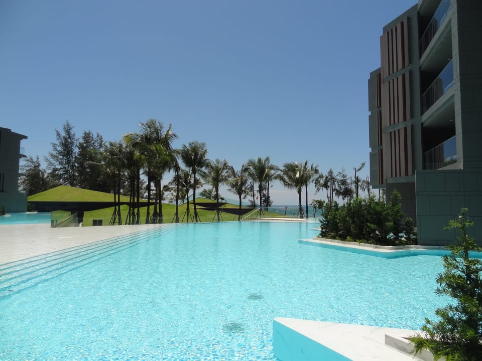 Pool La Vela Khao Lak