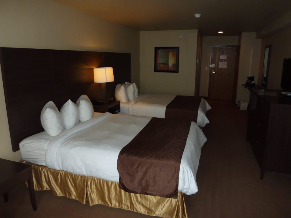 Blick in das Zimmer Best Western Plus Saint John Hotel & Suites