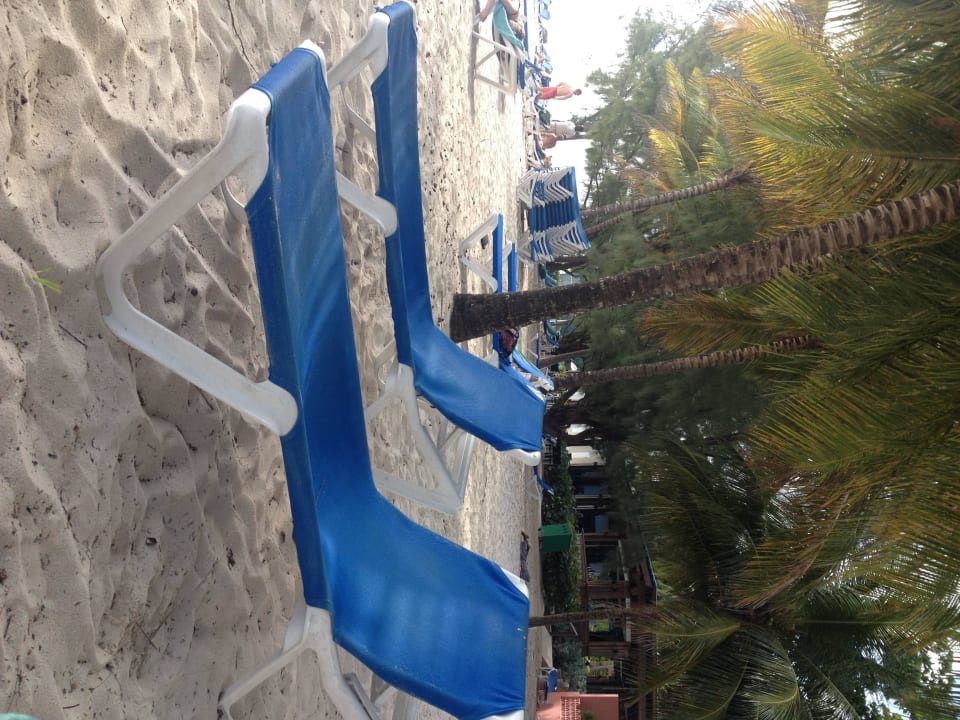 Beach chairs provided by the hotel Divi Southwinds Beach Resort