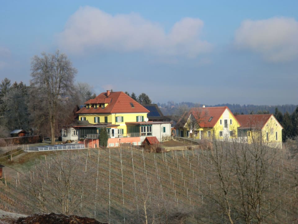 Ansicht von der Zufahrt Bauernhof Peiserhof