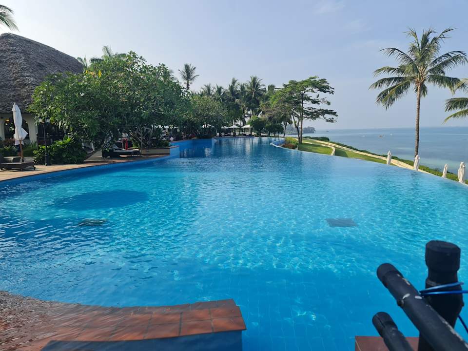 Pool Sea Cliff Resort & Spa