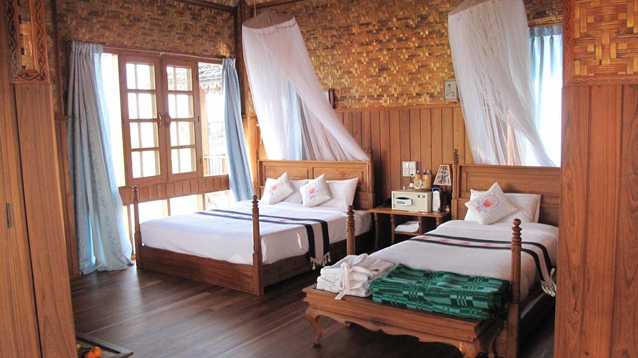 Sei große Betten Hotel Golden Island Cottages 1 & 2