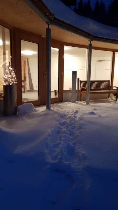 Außenansicht Sport & Studienhaus Marburg