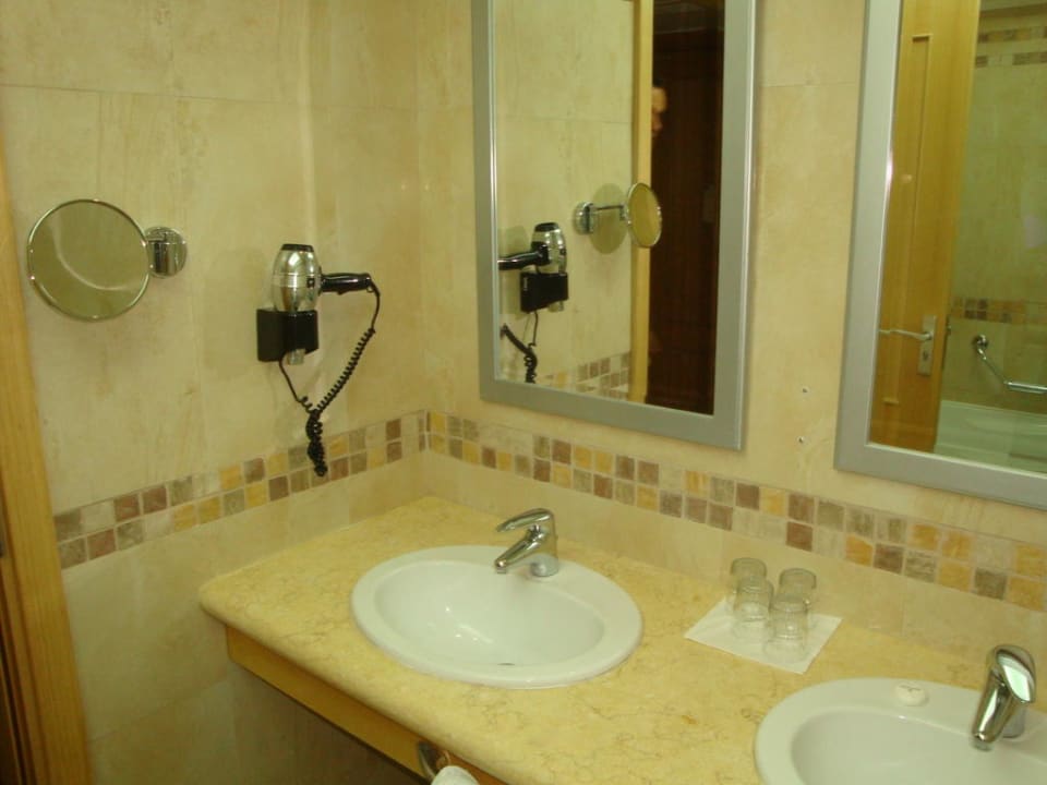 Łazienka - bardzo ładna Lindos Imperial Resort & Spa