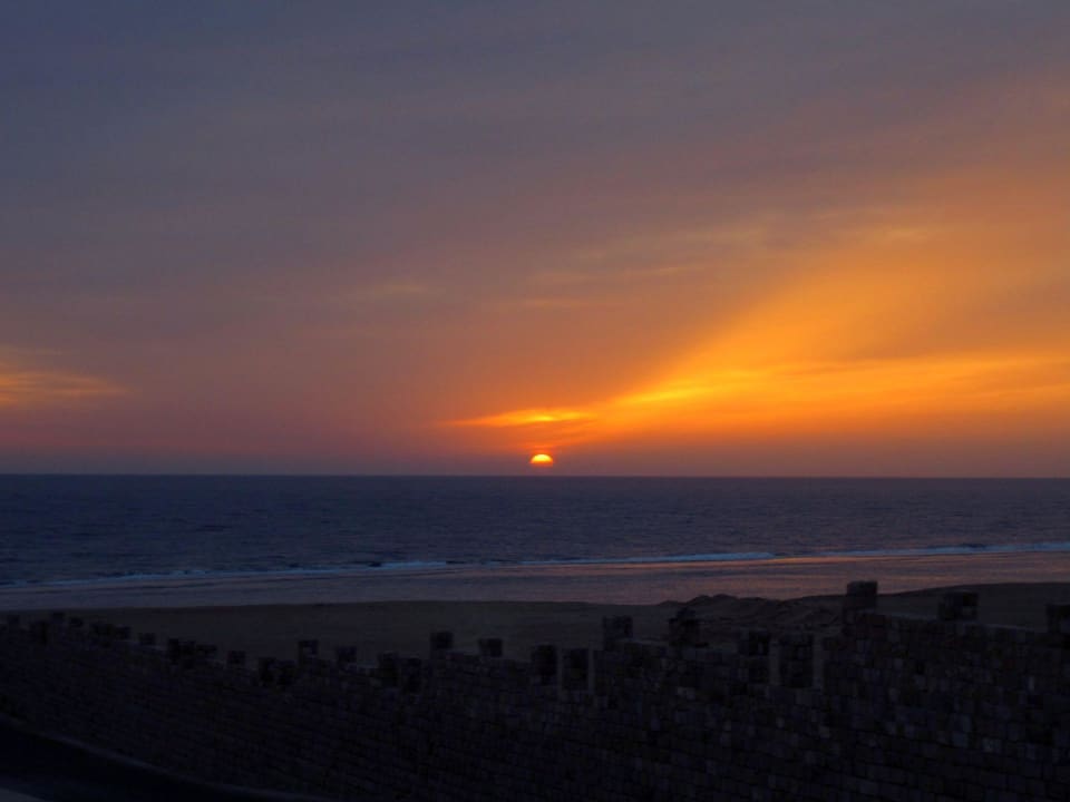 Sonnenaufgang um 5 Uhr Radisson Blu Resort, El Quseir