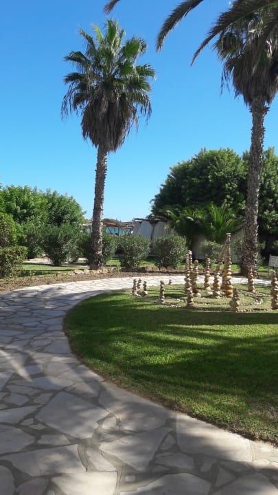 Gartenanlage The Orangers Beach Resort and Bungalows