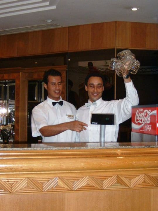 Unsere freundlichen Barkiper Hotel El Mouradi Mahdia