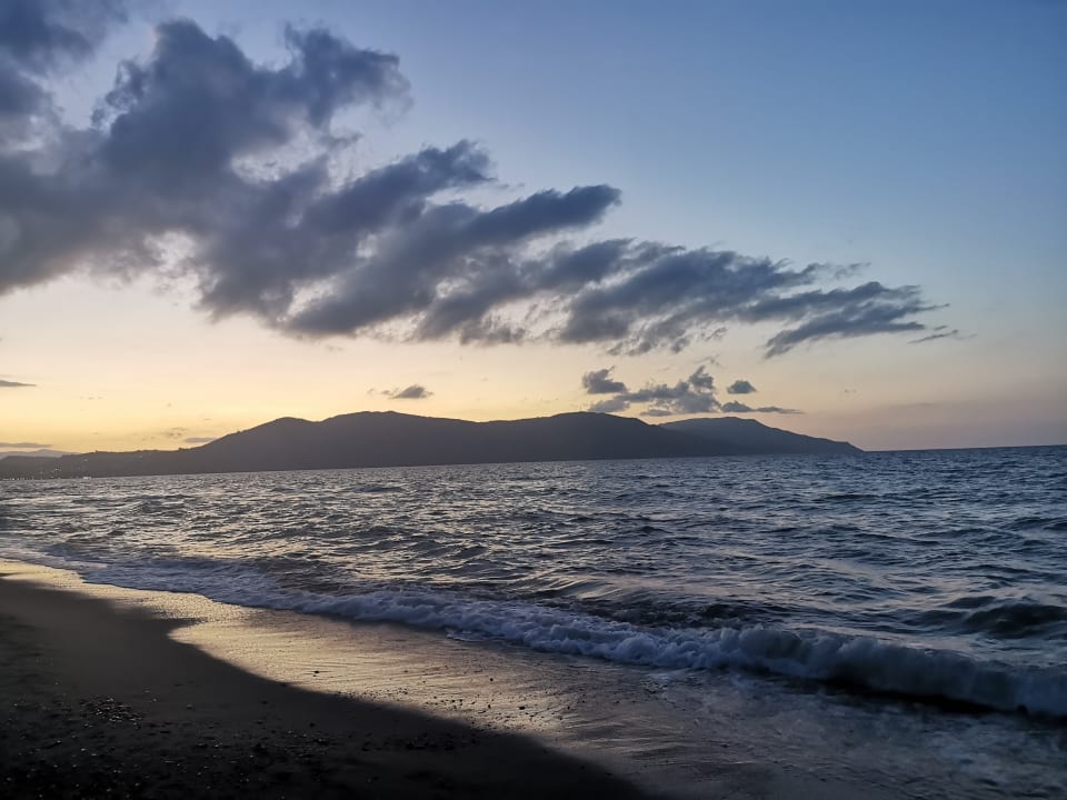 Strand Delfina Boutique Hotel