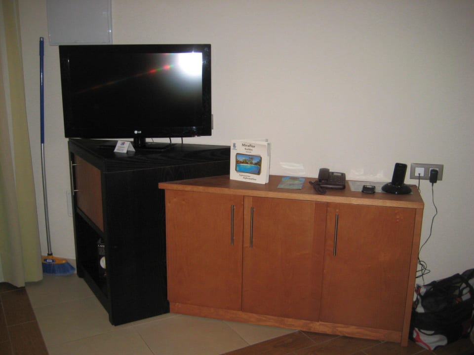 Zimmer HL Miraflor Suites Hotel