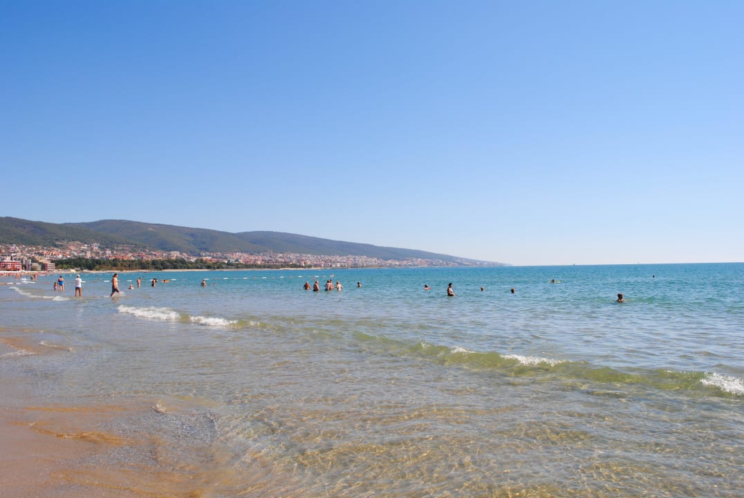 Das Wasser ist toll - fühlt sich weich an!! DIT Majestic Beach Resort