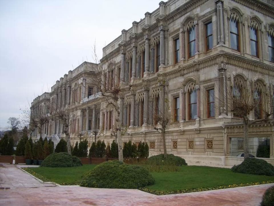 Gebäude Ciragan Palace Kempinski Istanbul