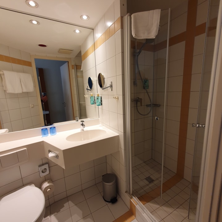 Zimmer Essential by Dorint Hotel Köln-Junkersdorf