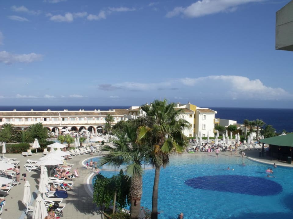 Pool blau punta reina