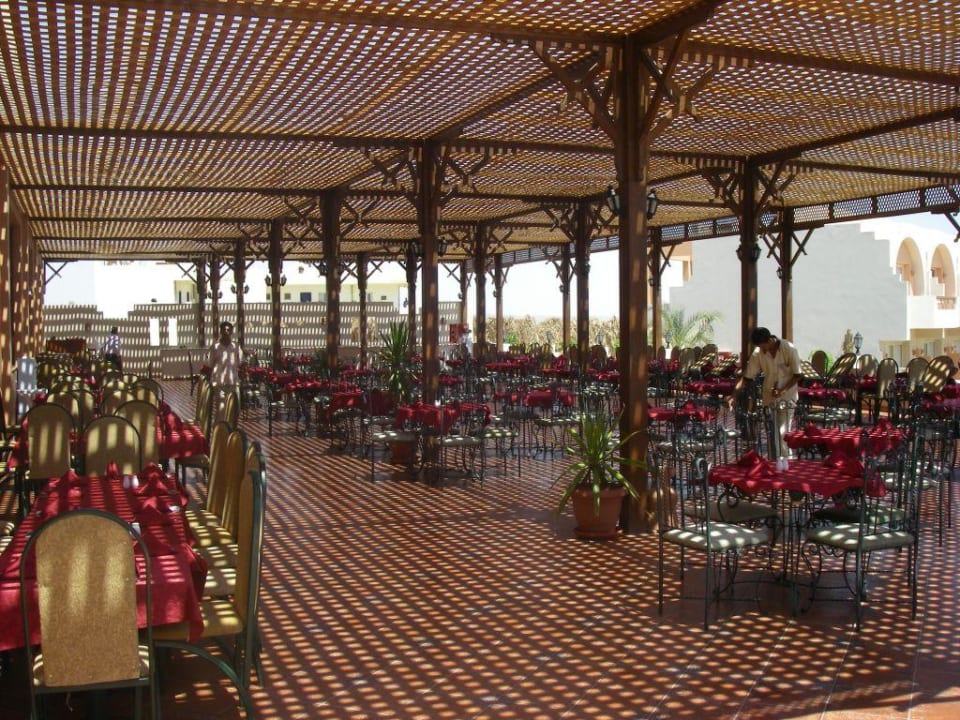 Restaurant Außenbereich  Three Corners Sea Beach Resort