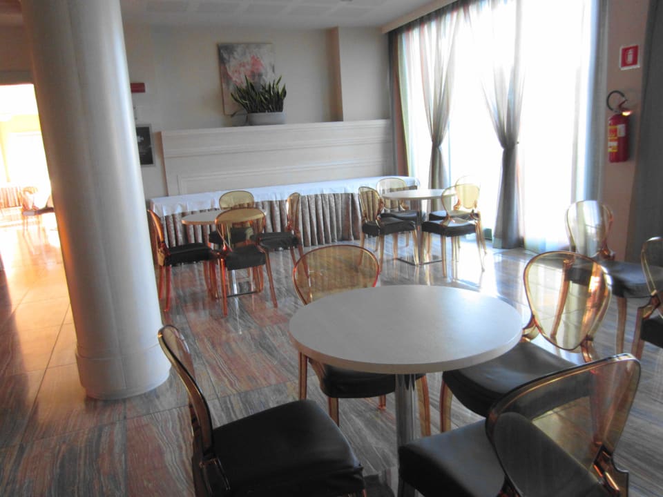 Lobbybereich Grand Hotel Forlì