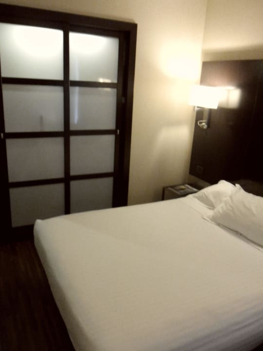 Super sauberes und schönes Zimmer Hotel AC Ciutat de Palma