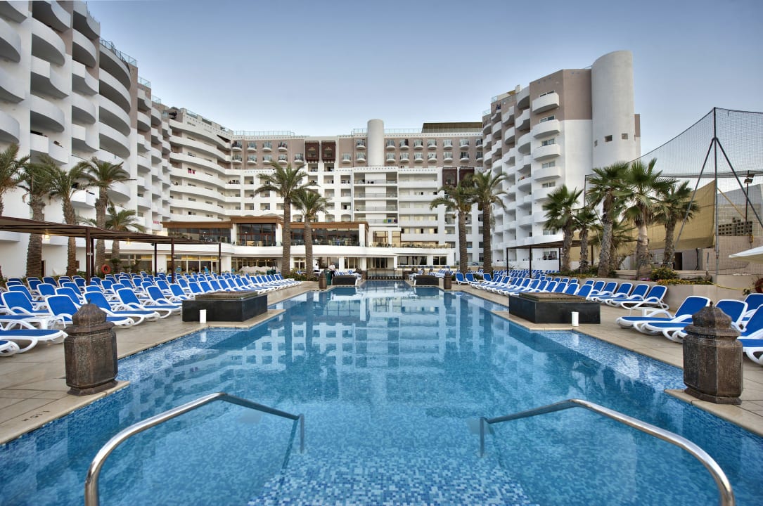 General Exterior View db San Antonio Hotel + Spa