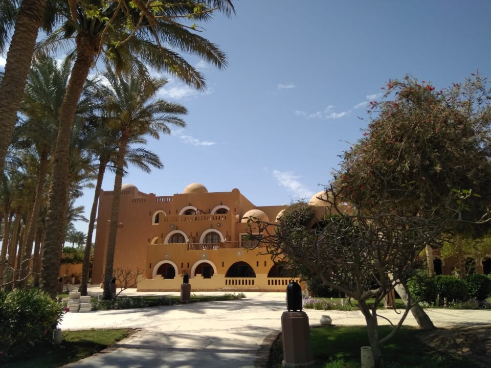 Max. 2 Stockwerke Grand Makadi