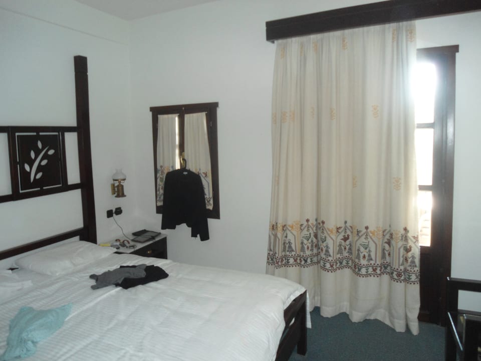 Zimmer Simantro Resort